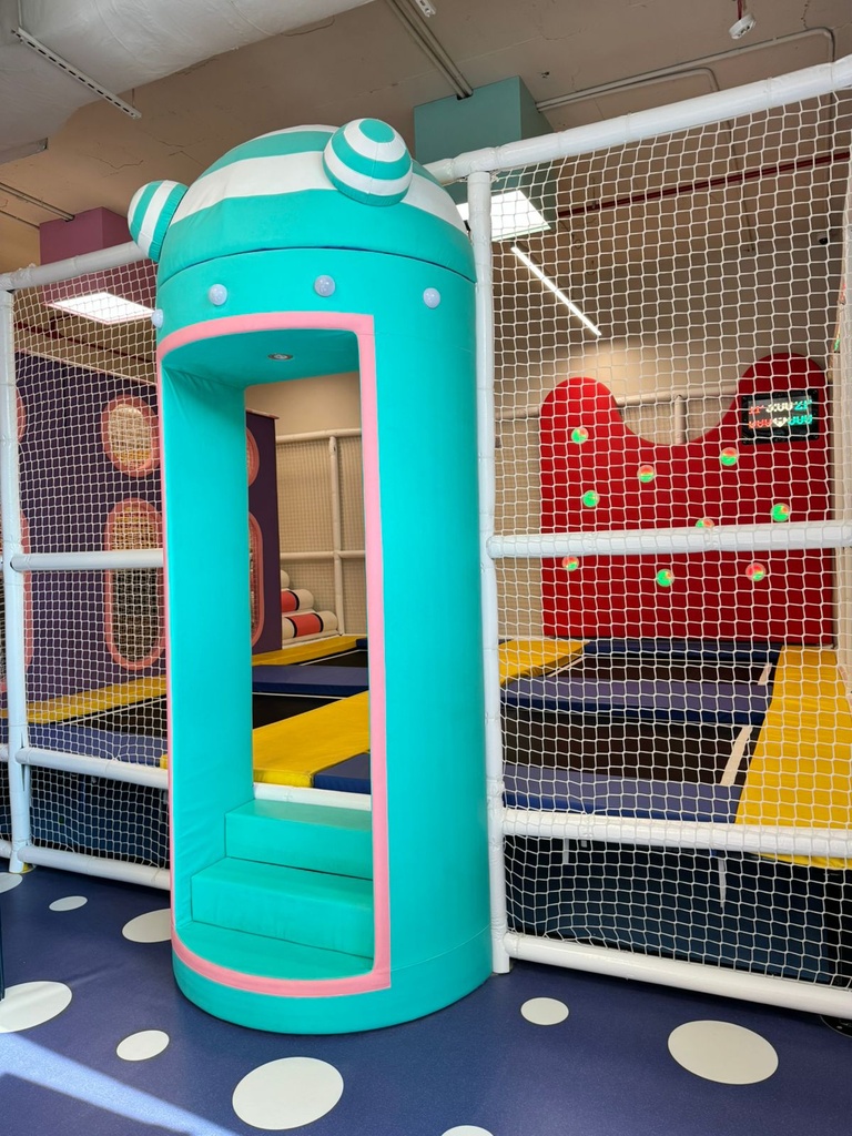 One Hour of Fun Play in Kiddy 