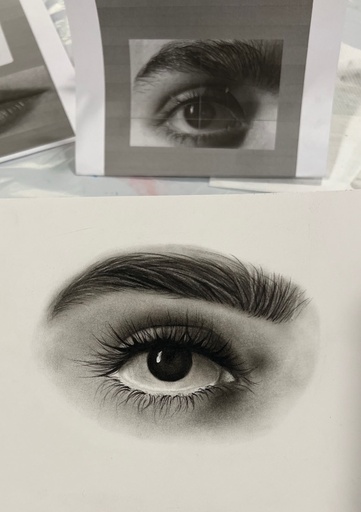 ورشة رسم العين بالرصاص للشابات (يوم واحد)