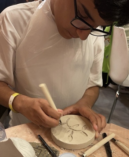 Gypsum Sculpting and Coloring Workshop (Ages 14+) – Fn W Fker Studio in Medina, Wadi Madainib District (3 Days)